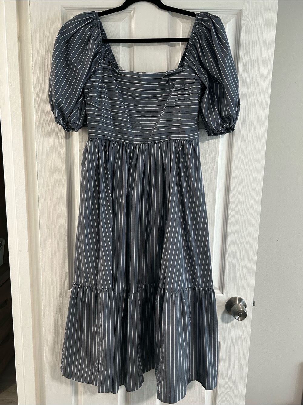 Abercrombie & Fitch Emerson Puff Sleeve Striped Midi Dress - Blue and White